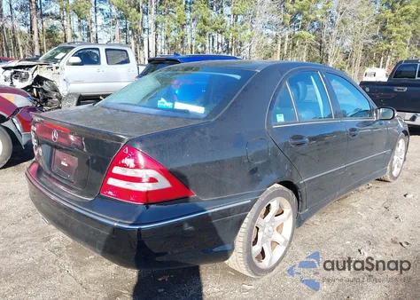 2007 Mercedes-Benz C-Class 2.5L Sport from USA, damaged, VIN WDBRF52HX7F930466